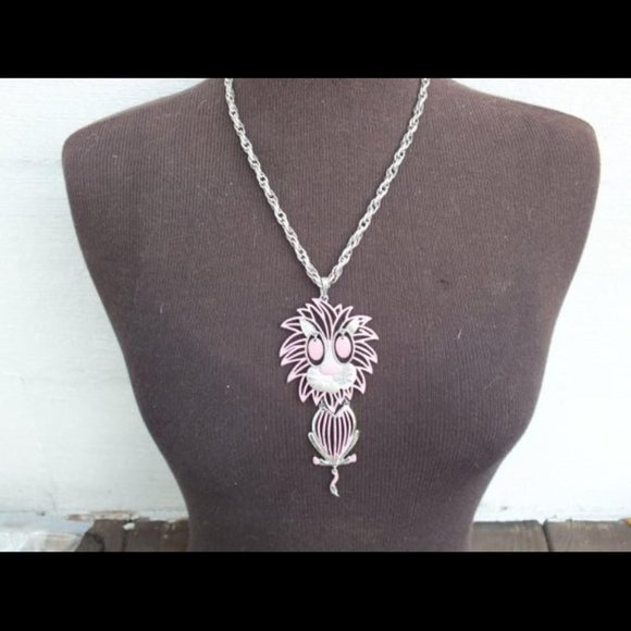 Vintage Alan Pink and Silver Lion Pendant on 24 In. Alloy Link Chain - Picture 3 of 4